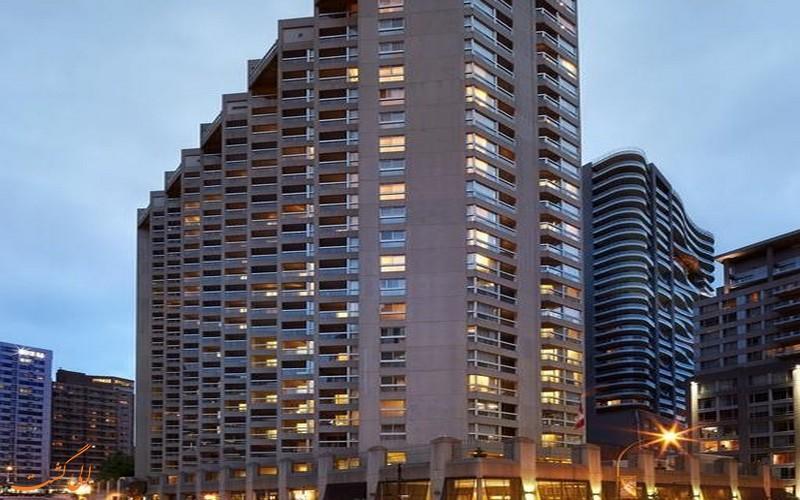 گزارش جامع هتل دلتا مونترال (Delta Hotels by Marriott Montreal) گزارش جامع هتل دلتا مونترال (Delta Hotels by Marriott Montreal)