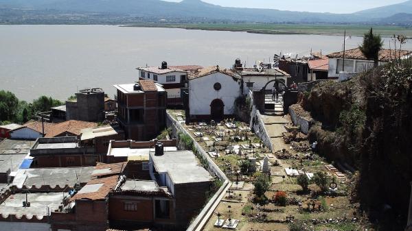 دریاچه پاتزکوآرو (Pátzcuaro) مکزیک آینه ای ترک خورده در قلب فرهنگی مکزیک دریاچه پاتزکوآرو (Pátzcuaro) مکزیک آینه ای ترک خورده در قلب فرهنگی مکزیک