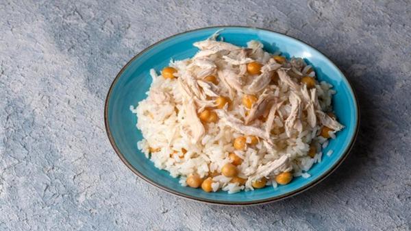 طرز تهیه نخود پلو ترکی به روش استانبولی با گوشت مرغ طرز تهیه نخود پلو ترکی به روش استانبولی با گوشت مرغ