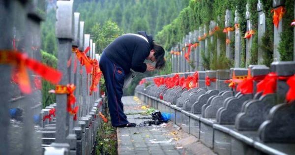 جشنواره چینگ مینگ چین، آیینی دیرینه از رازهای کهن جشنواره چینگ مینگ چین، آیینی دیرینه از رازهای کهن